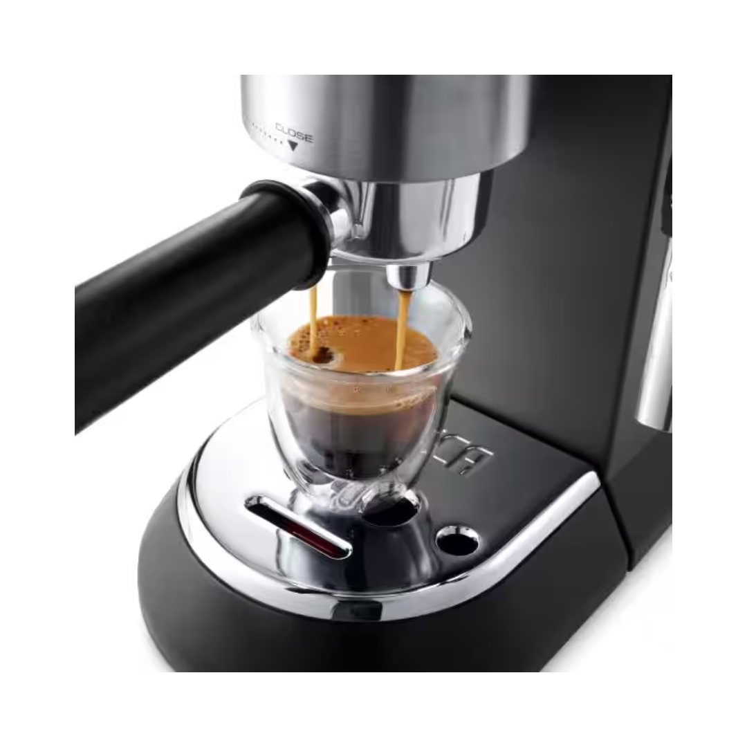 Cafetera express EC 685 BK De'Longhi